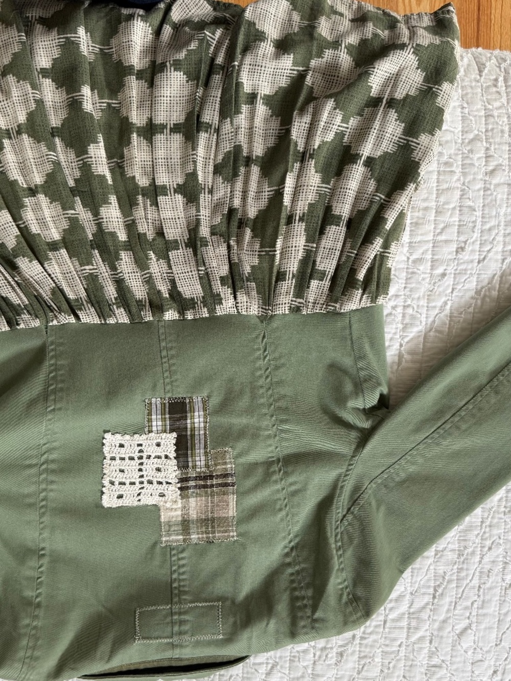 Light Green Handmade Vintage Looking Jacket - Picture 4 of 7